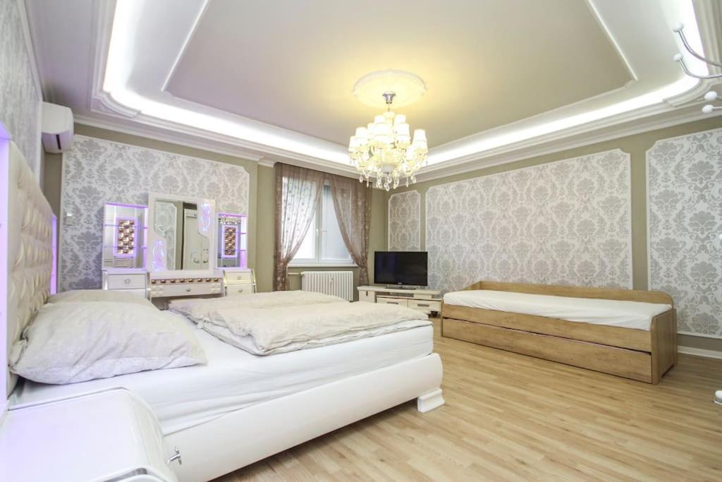 Deluxe Apartman Nivy Bratislava Exterior foto